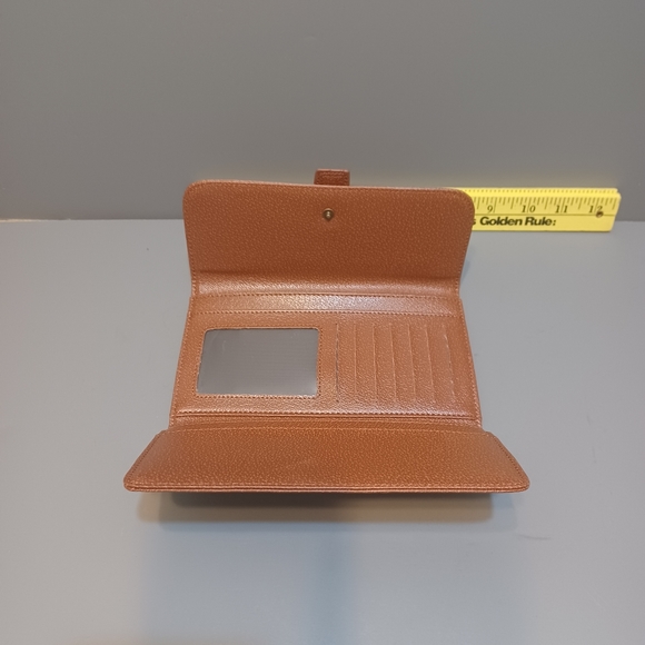 Brown and Tan Tri-Fold Wallet - Picture 6 of 9